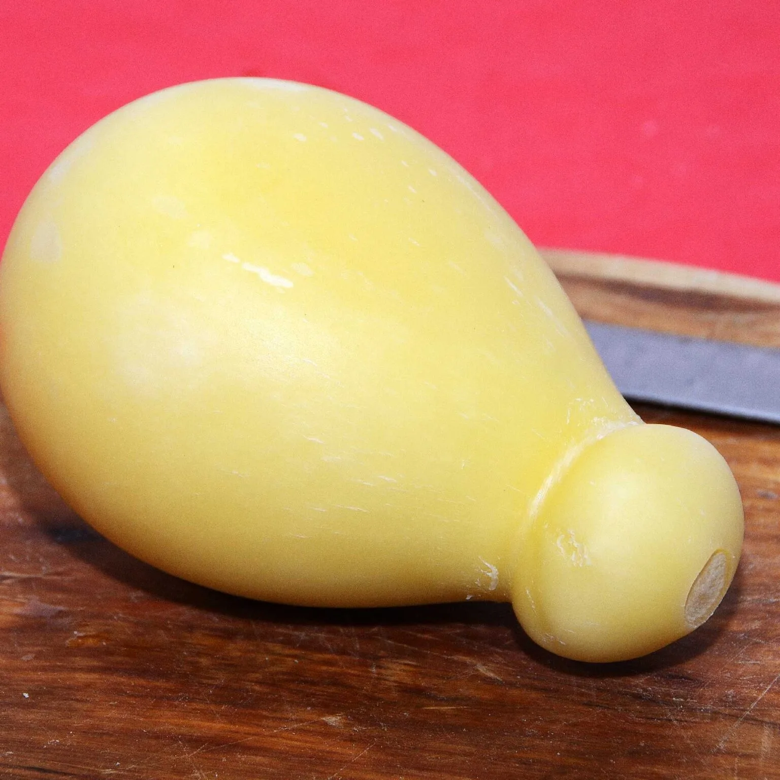 Nebrodi Sicilia - Formaggi tipici: provola e pecorino dei Nebrodi